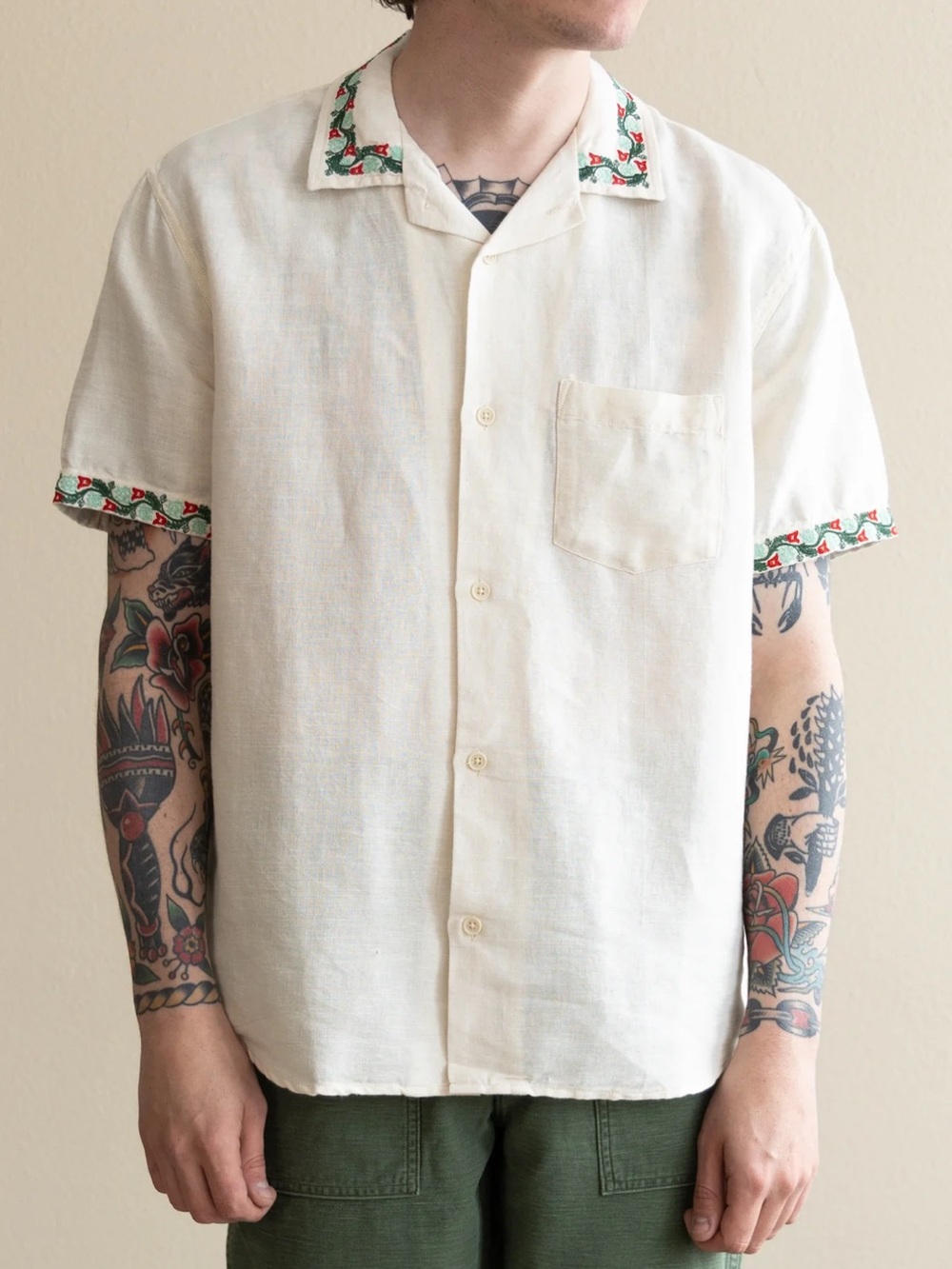 Corridor Cream Short-Sleeve Button-Down Shirt HAMSA FLORAL LINEN